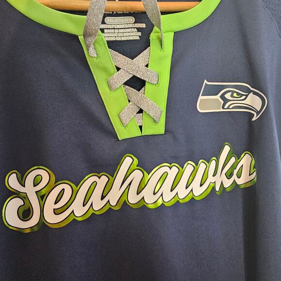 NFL Seattle Seahawks Jersey Women Sz 2XL Wilson 3 Blue Lace Up Football Game Day - Picture 2 of 9